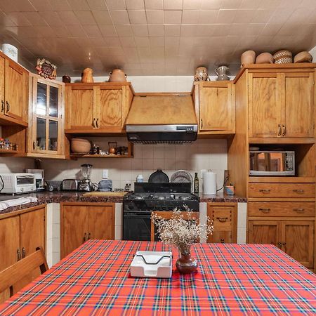 Charming 2-Bedroom Retreat In Lomas De Bezares 멕시코 시 외부 사진