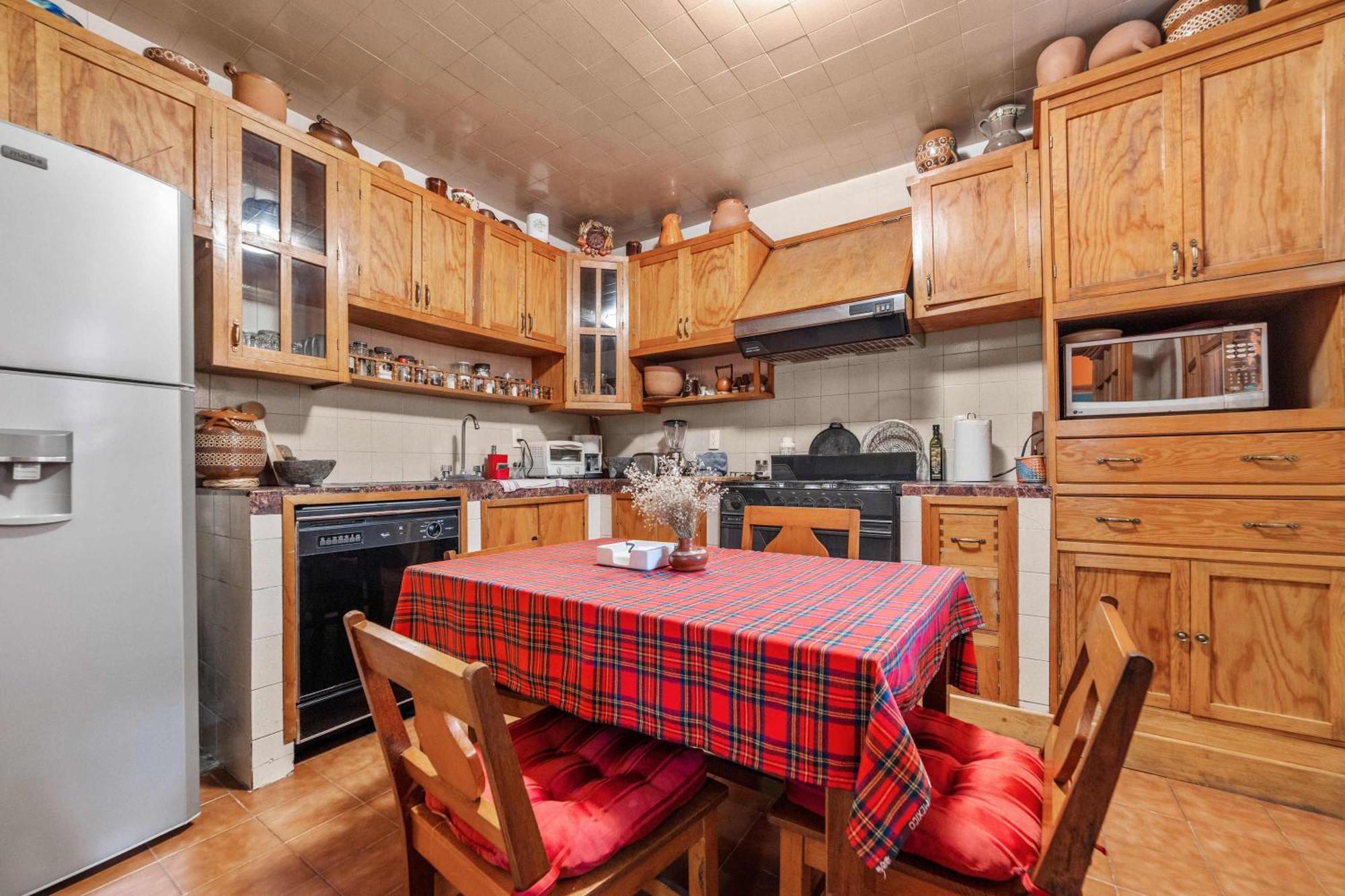 Charming 2-Bedroom Retreat In Lomas De Bezares 멕시코 시 외부 사진