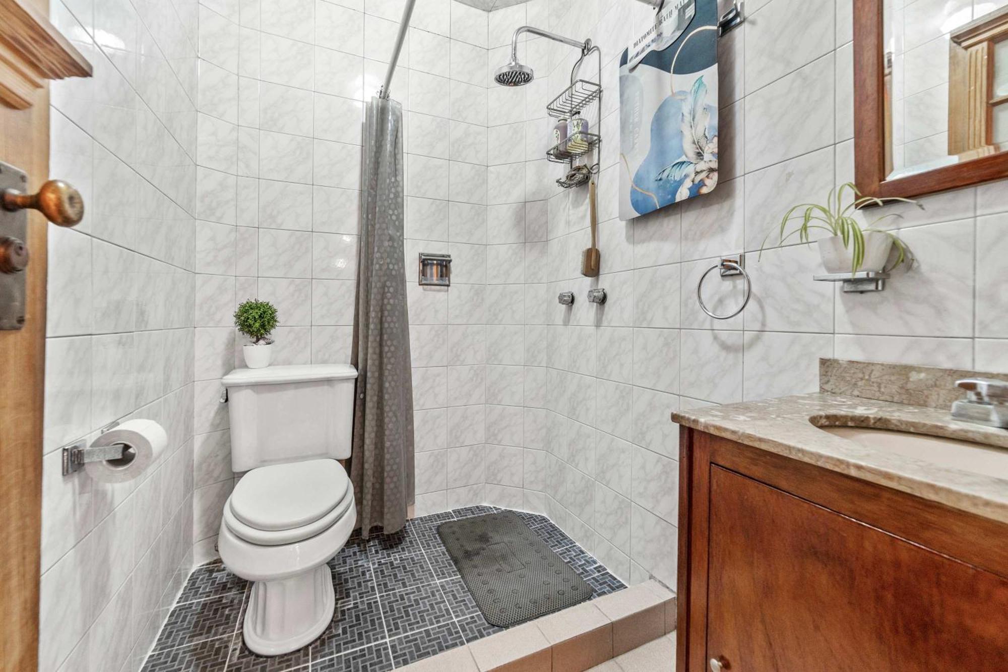 Charming 2-Bedroom Retreat In Lomas De Bezares 멕시코 시 외부 사진